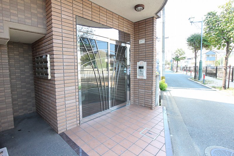 アーティリーコート城南Ⅱ エントランス