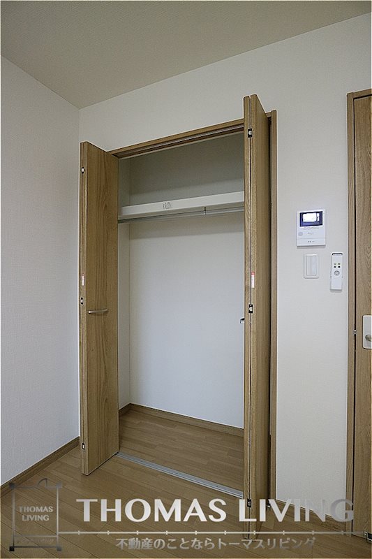 エルヴィータ九工大前 大容量のクローゼット。荷物の多い方もご安心下さい♪