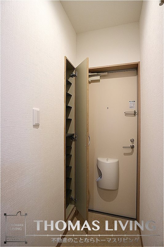 エルヴィータ九工大前 シューズボックス付きです。