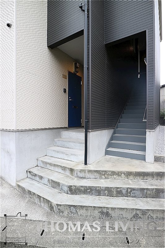 エルヴィータ九工大前 エントランス