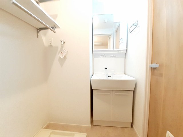 アクティフ賀茂 洗面所
