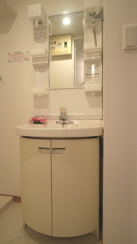 リファレンス箱崎 ※別号室の参考写真になります。
