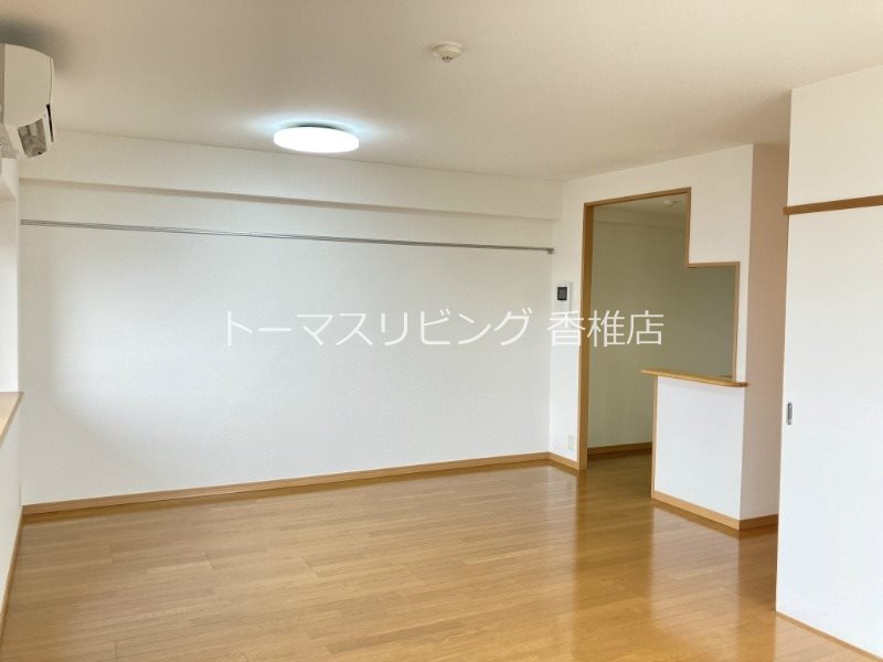 リファレンス箱崎 リビング※別号室の参考写真になります。