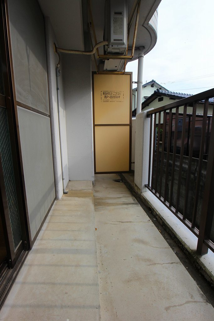 アークトレード太宰府 ※別号室参考写真