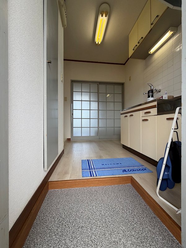 コートビレッジ 玄関