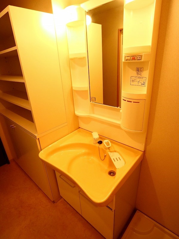 福岡県遠賀郡遠賀町今古賀 洗面所