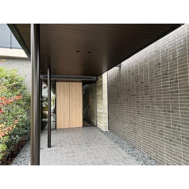 ISLANDCITY THE GARDEN V-2 玄関