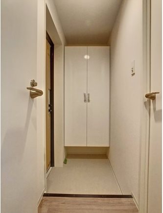 アスシード春日宝町 玄関　※別号室参考写真