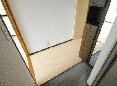 エトランゼ12宮本 玄関
