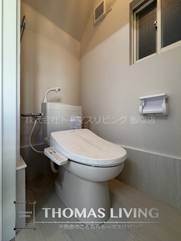 鯰田戸建て トイレ