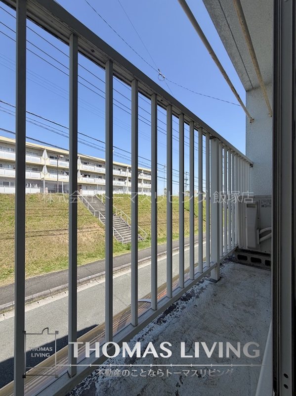 鯰田戸建て ベランダ