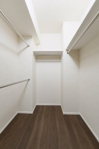 エンクレスト呉服町 収納