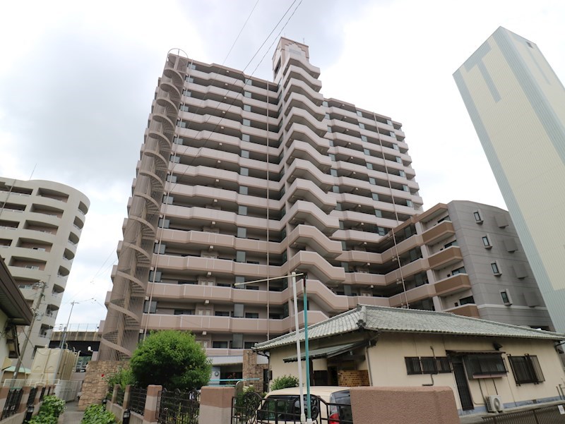 福岡県宗像市赤間駅前２丁目 外観