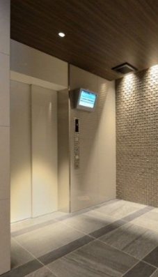 エンクレスト博多駅前ART ロビー