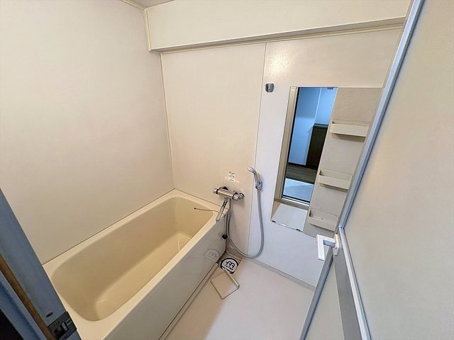 スルガビル バス・シャワールーム