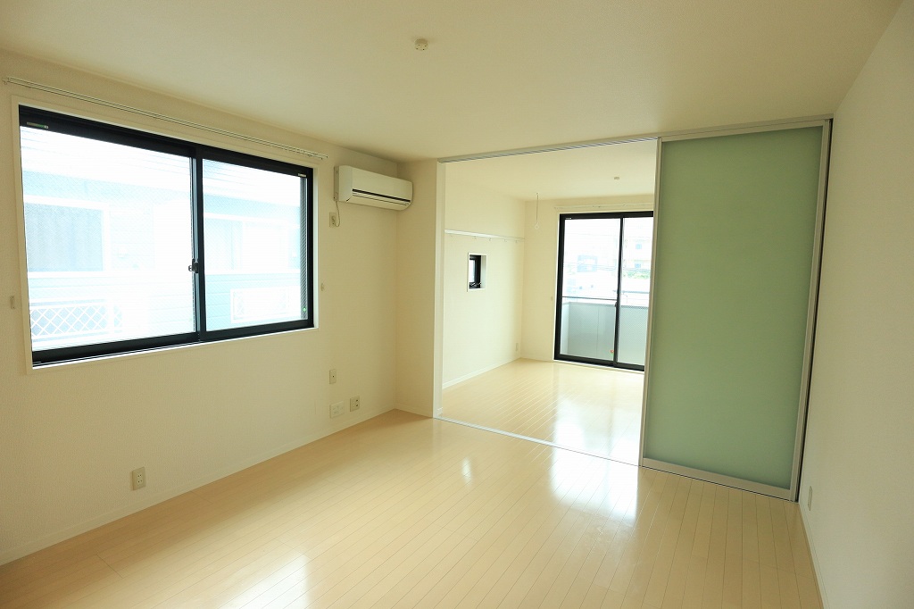 エルドラド福津中央  角部屋で窓が多くよく光が入ります。