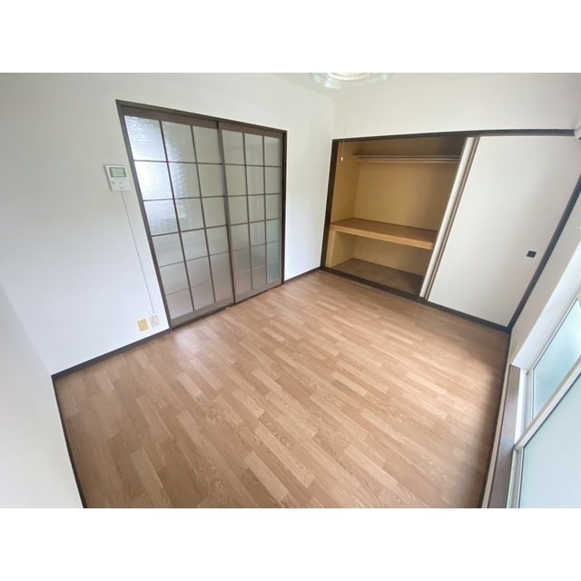 ファミール春日原 ※別号室参考写真