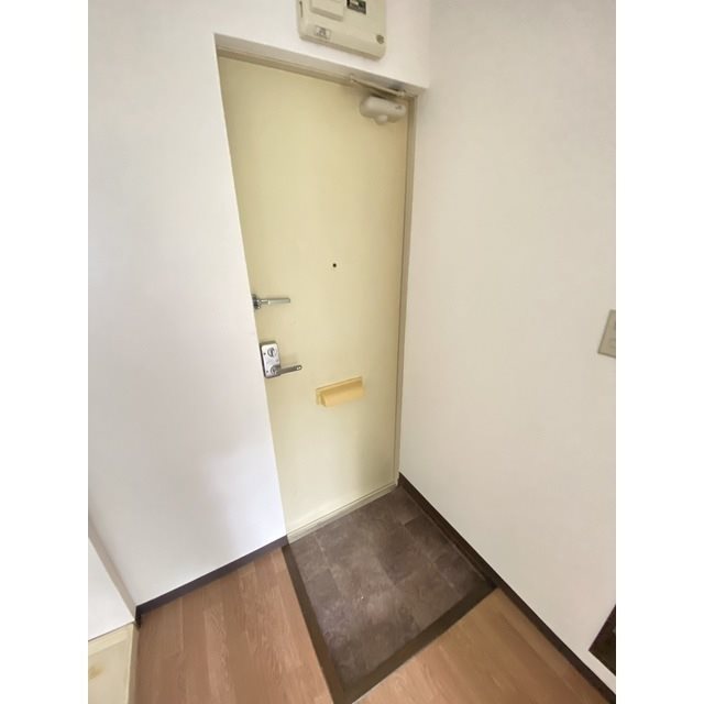 ファミール春日原 ※別号室参考写真