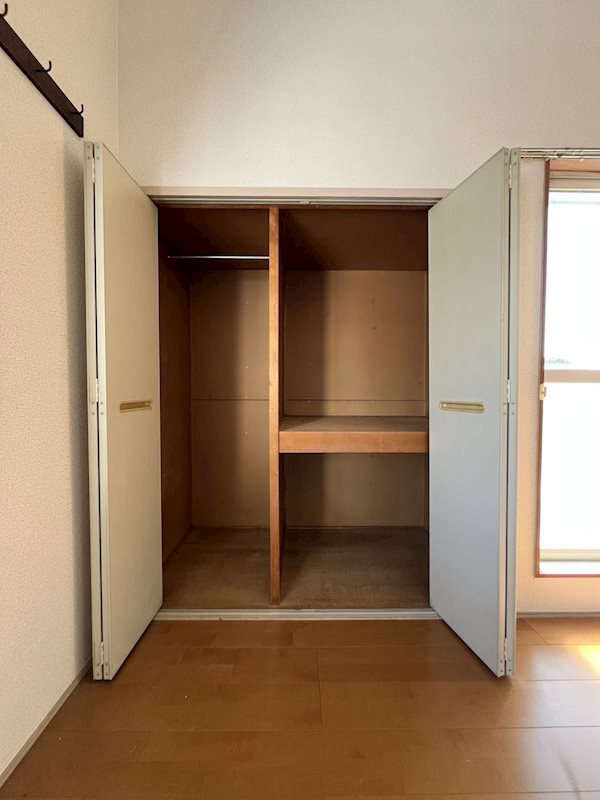 シティベール山下八番館 洋室