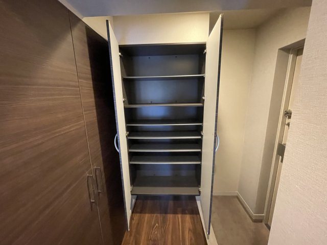 グランフォーレプライム六本松 玄関