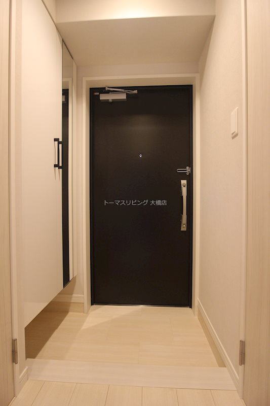 グランフォーレ大橋プレミア 玄関　※別号室参考写真