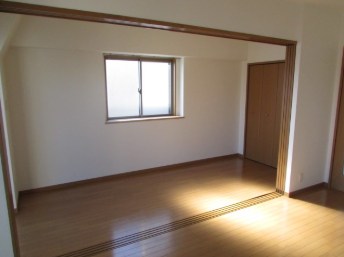 ソレイユユニバ通り ※参考写真