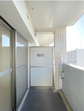 グランドシャルマン博多駅前  バルコニーです。参考画像　