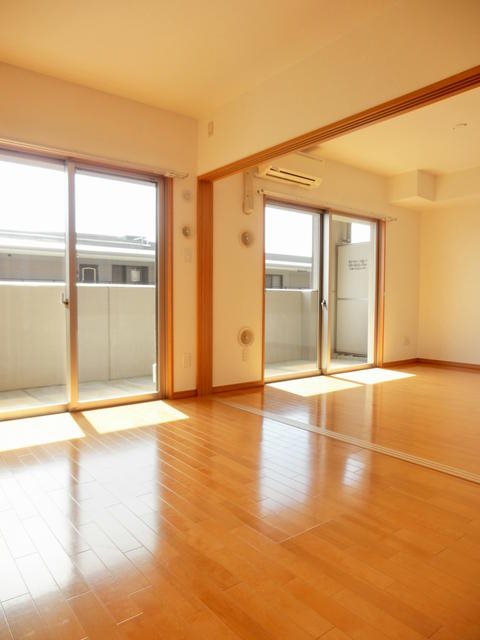 ｉｂｂ ｗｉｓｈ 長丘 洋室　クローゼット有ります。別号室参考写真