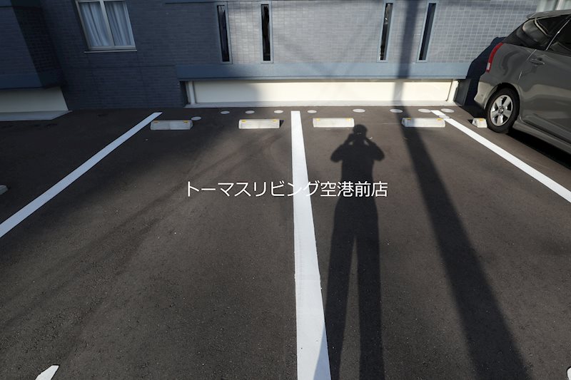 アヴァンセ山王 駐車場