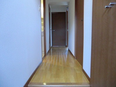 ROOX高宮 玄関　※別号室参考写真