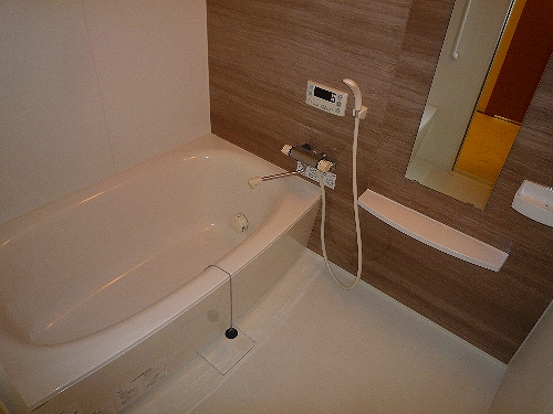スコルピアス バス