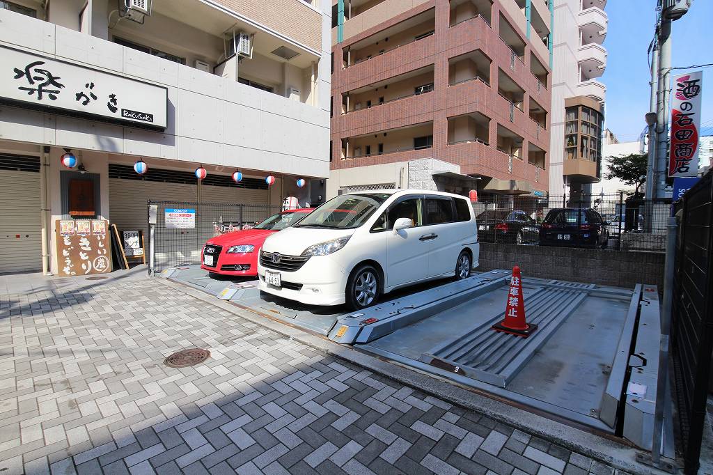 リファレンス祇園 来客用パーキング
