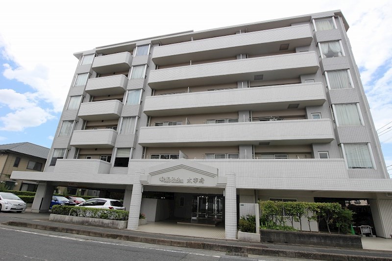 ヴォルフスガルテン太宰府 都市ガス仕様のマンションです