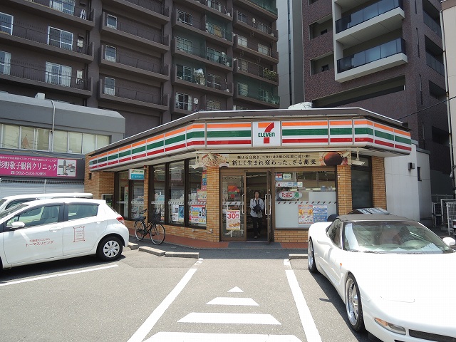 エステート・モア・シャトー薬院 セブンイレブン
