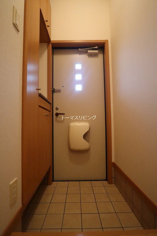 リトルウィローB トールタイプのシューズボックス付きです。