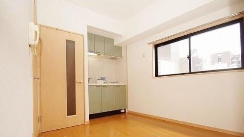 アソシアグロッツォ平尾 リビング　※別号室参考写真