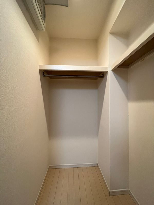 サーパス西新二丁目  ※別号室の参考写真です。