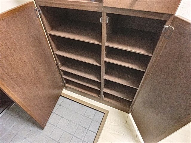 ヴェルジューヌ都府楼前 玄関