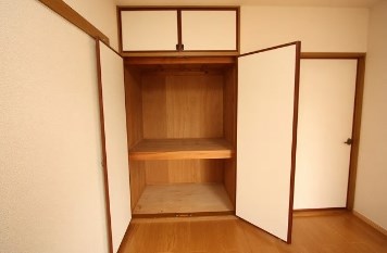 アーバンリュウ 収納