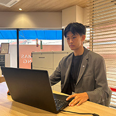 スタッフ紹介 石橋 輝紀 プロフィール写真